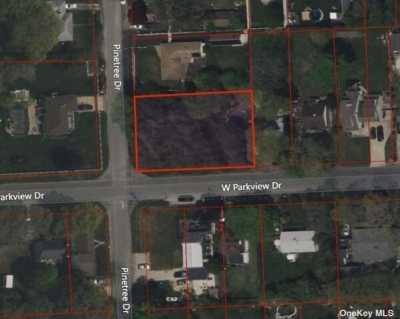 Residential Land For Sale in Shirley, New York