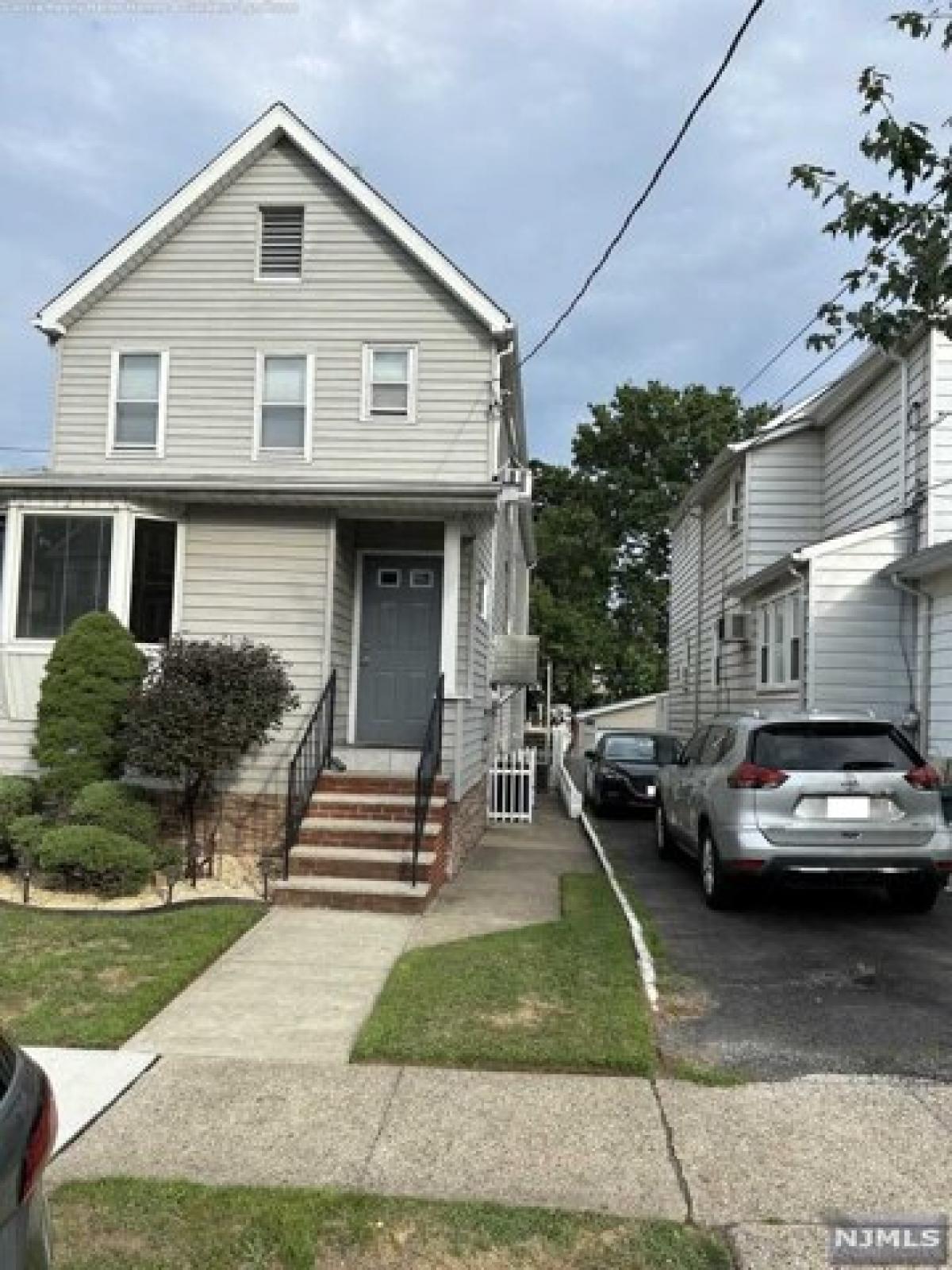 Picture of Home For Rent in Lyndhurst, New Jersey, United States