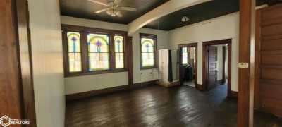 Home For Sale in Cincinnati, Iowa