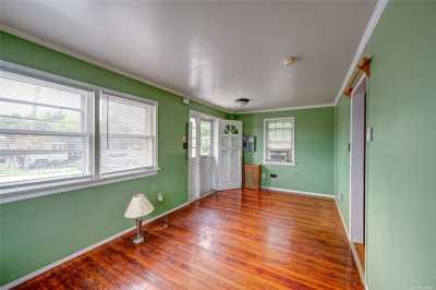 Home For Sale in Lawrence, New York