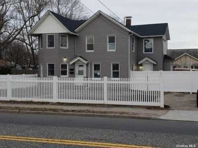 Home For Sale in Patchogue, New York