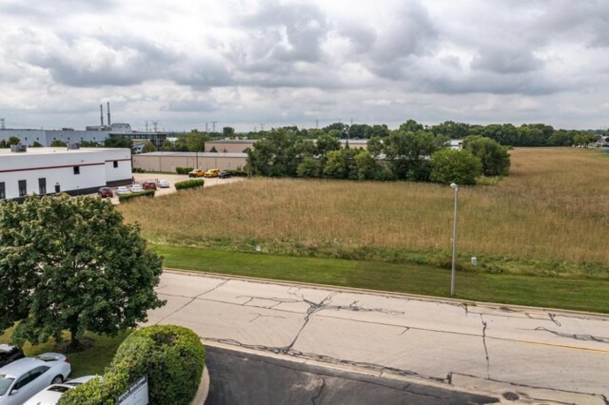 Picture of Residential Land For Sale in Romeoville, Illinois, United States