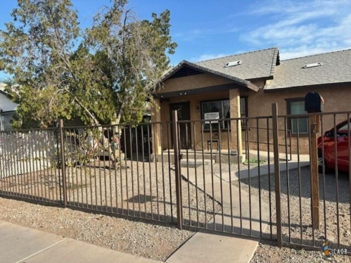 Picture of Home For Sale in Calexico, California, United States