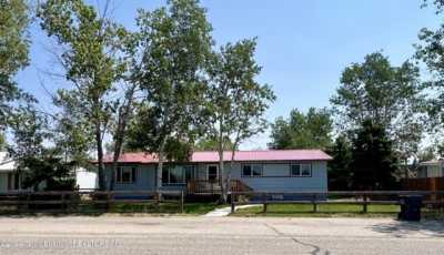 Home For Sale in Pinedale, Wyoming