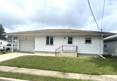 Home For Rent in Peru, Illinois