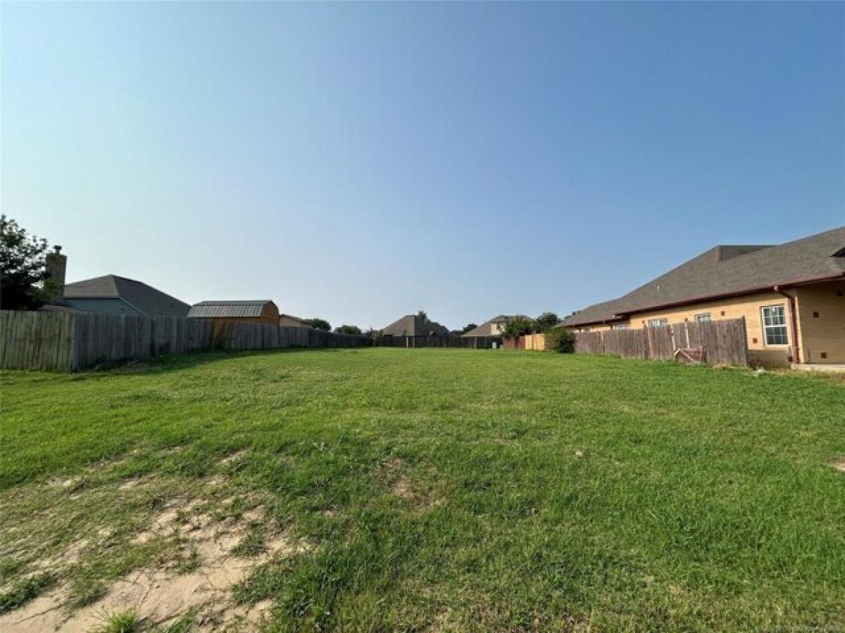 Picture of Residential Land For Sale in Tulsa, Oklahoma, United States