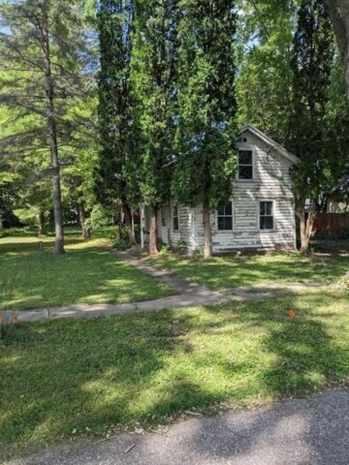 Picture of Home For Sale in Westfield, Wisconsin, United States