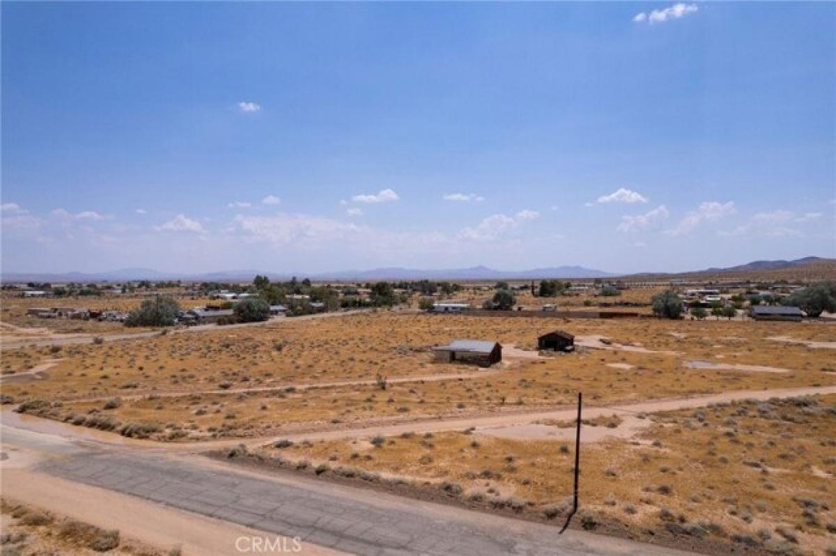 Picture of Residential Land For Sale in Hinkley, California, United States