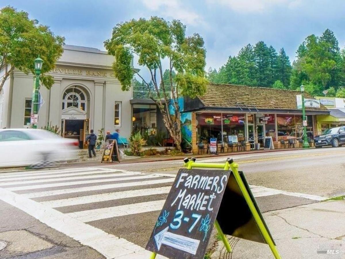 Picture of Home For Sale in Guerneville, California, United States