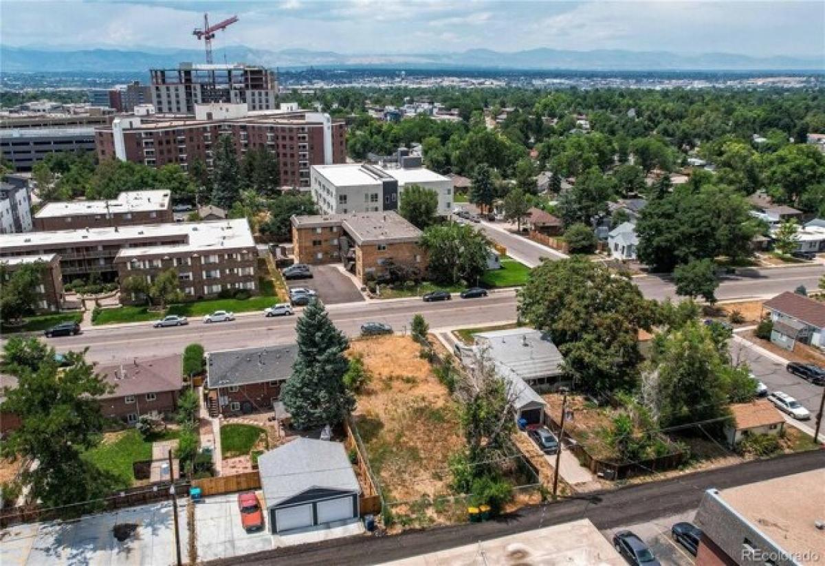 Picture of Residential Land For Sale in Englewood, Colorado, United States