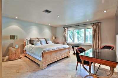 Home For Sale in Sun Valley, California