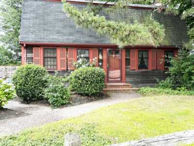 Home For Sale in Braintree, Massachusetts