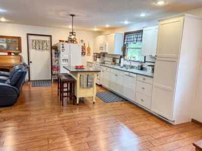 Home For Sale in Mountain View, Missouri