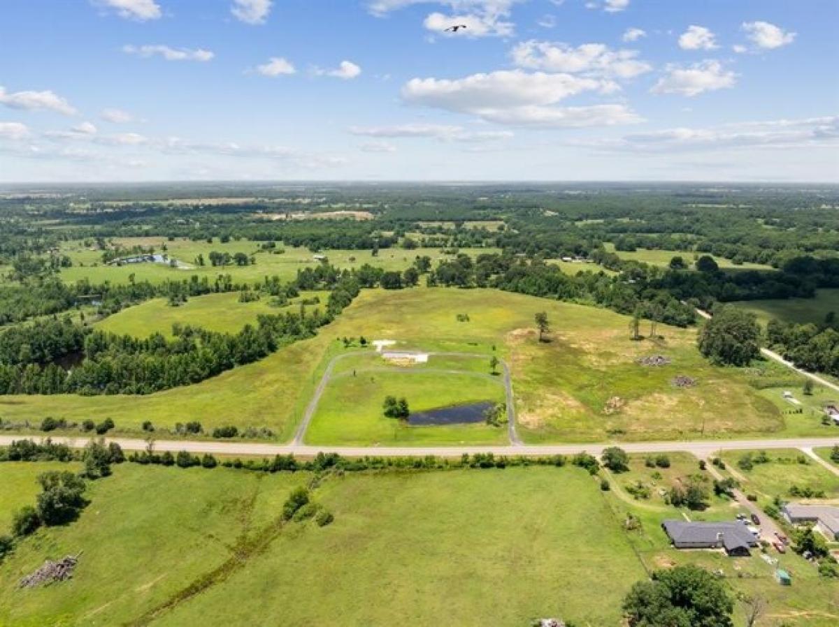 Picture of Residential Land For Sale in Idabel, Oklahoma, United States