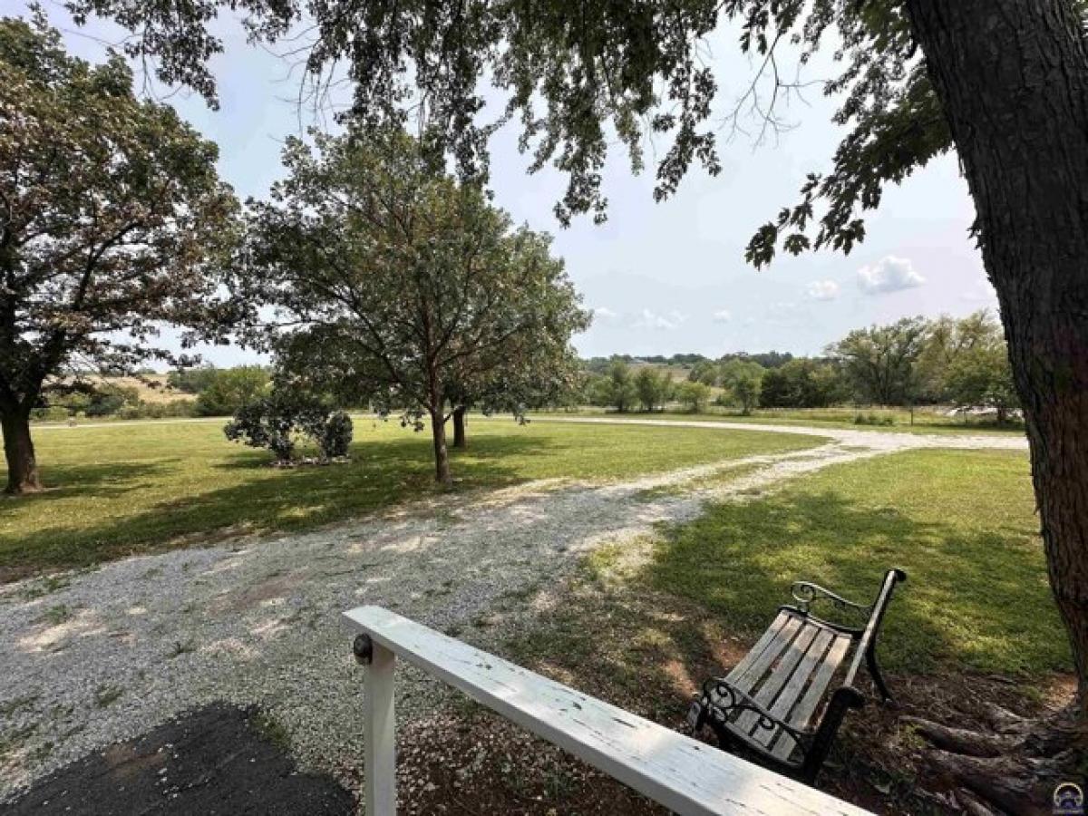 Picture of Home For Sale in Denison, Kansas, United States