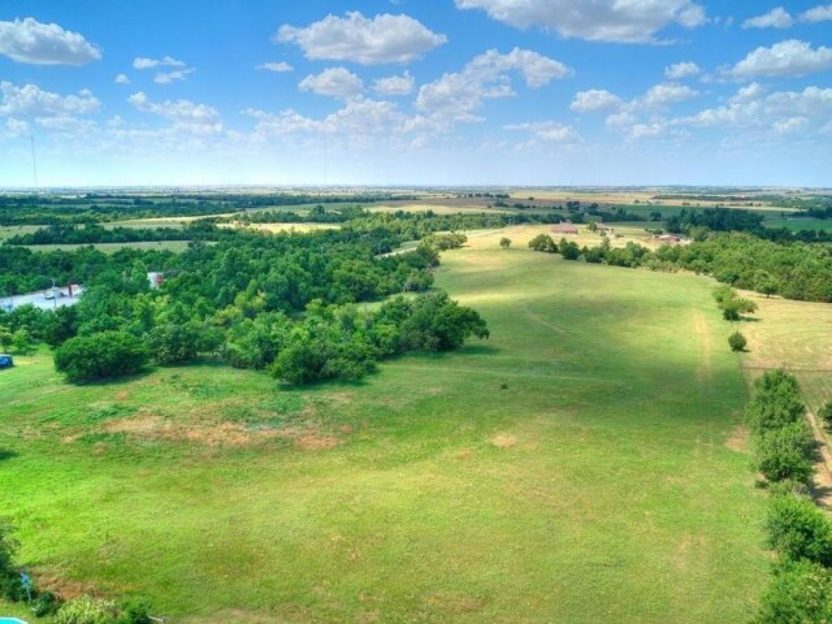 Picture of Residential Land For Sale in El Reno, Oklahoma, United States