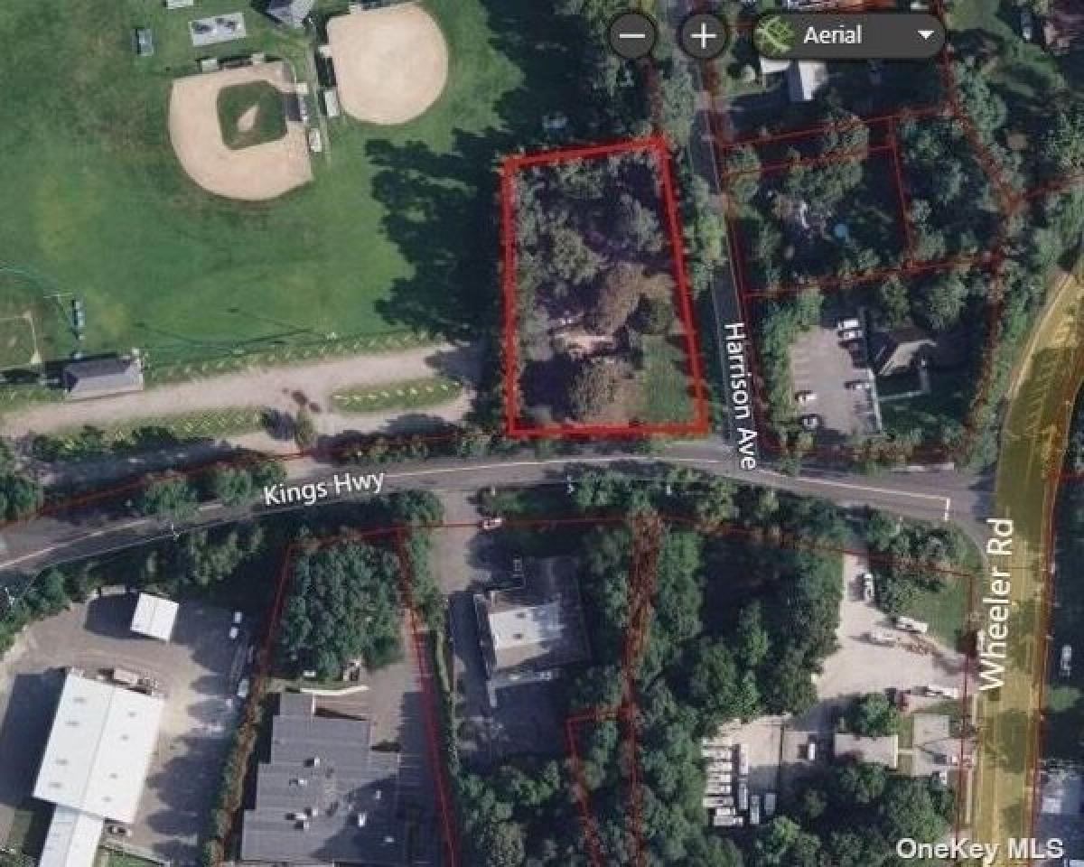 Picture of Residential Land For Sale in Hauppauge, New York, United States