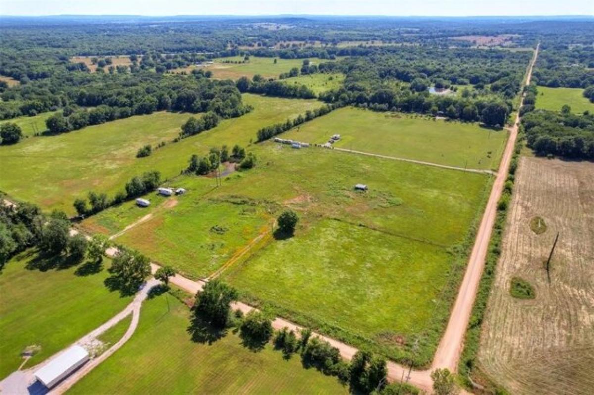 Picture of Residential Land For Sale in Webbers Falls, Oklahoma, United States