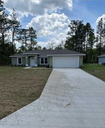 Home For Rent in Citrus Springs, Florida