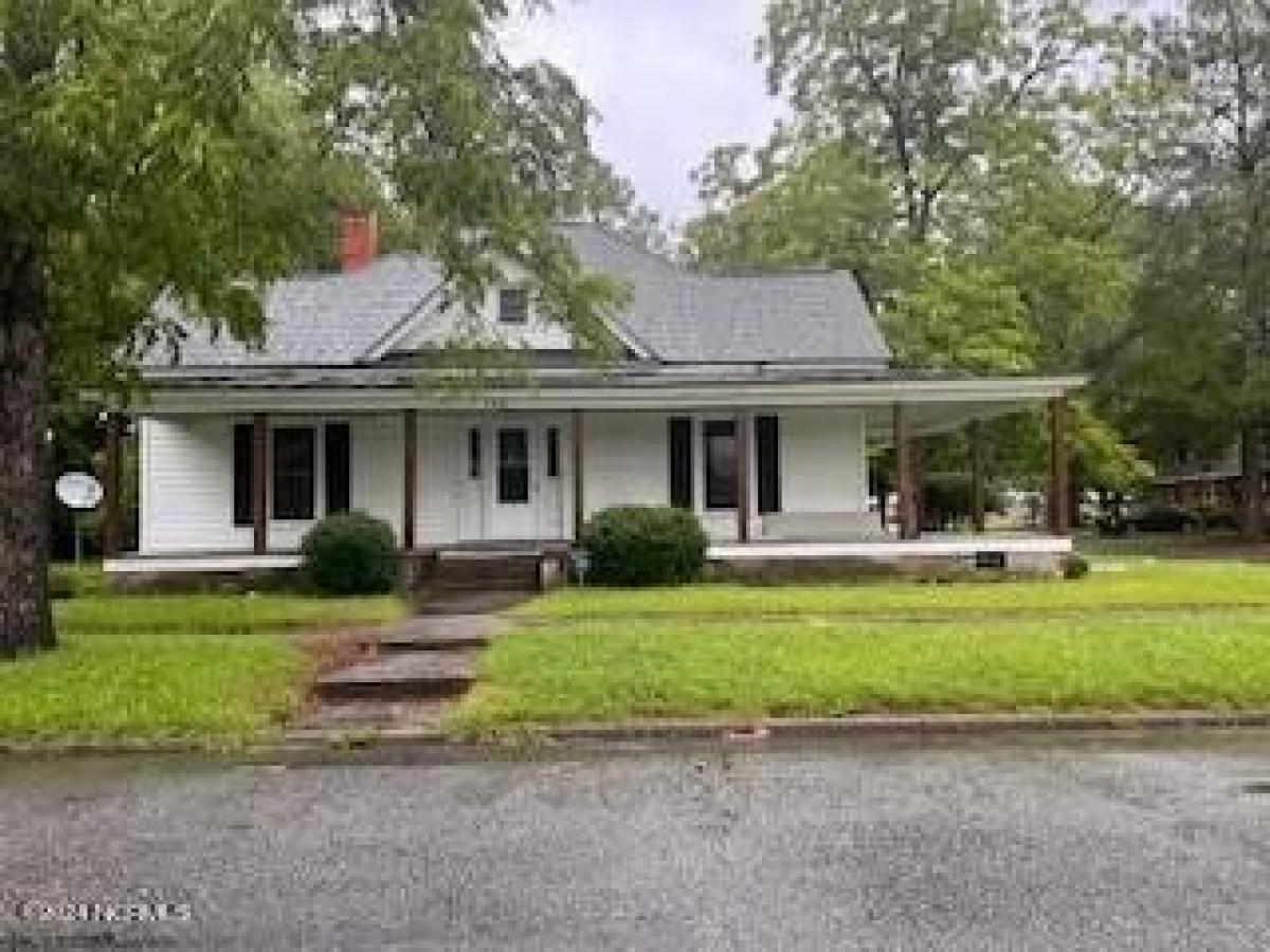 Picture of Home For Sale in Robersonville, North Carolina, United States