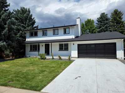 Home For Sale in Lone Tree, Colorado