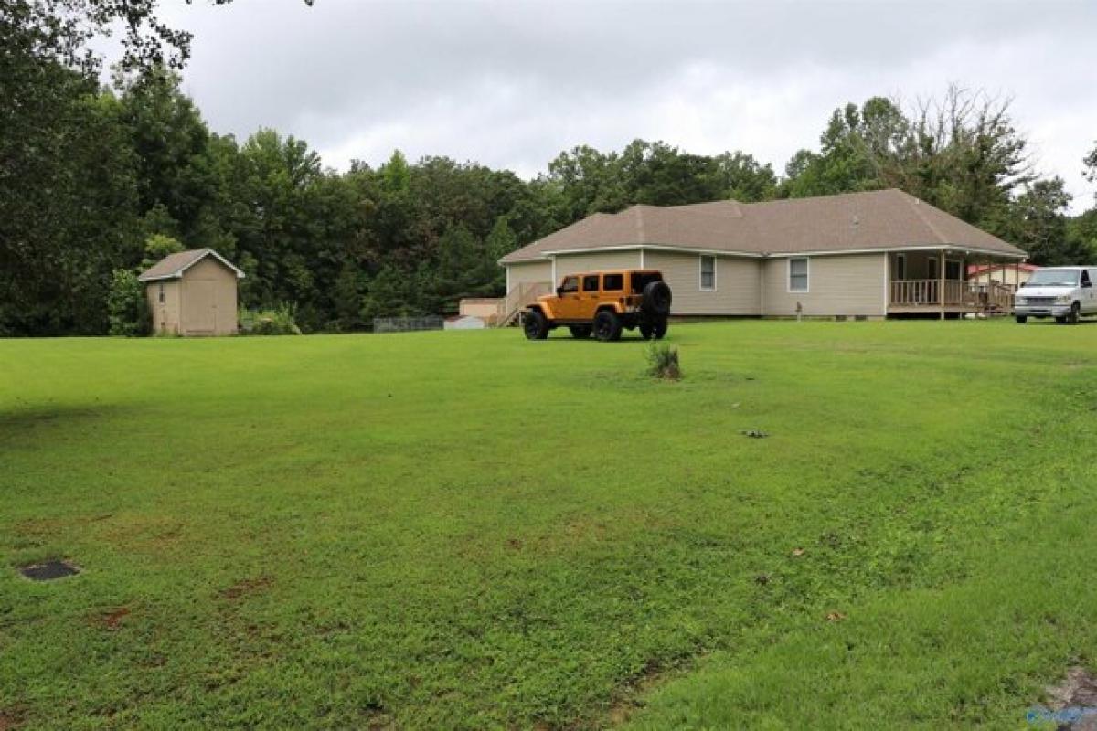 Picture of Home For Sale in Gurley, Alabama, United States