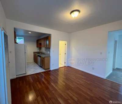 Apartment For Rent in Crockett, California