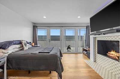 Home For Sale in Hermosa Beach, California