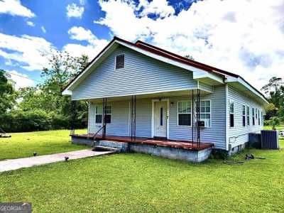 Home For Sale in Nashville, Georgia