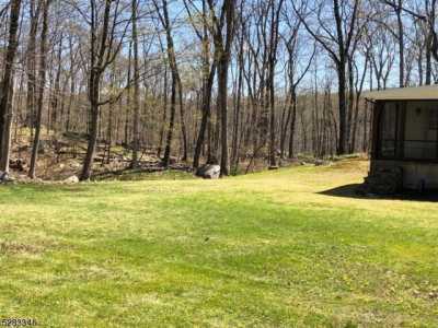 Home For Sale in Kinnelon, New Jersey