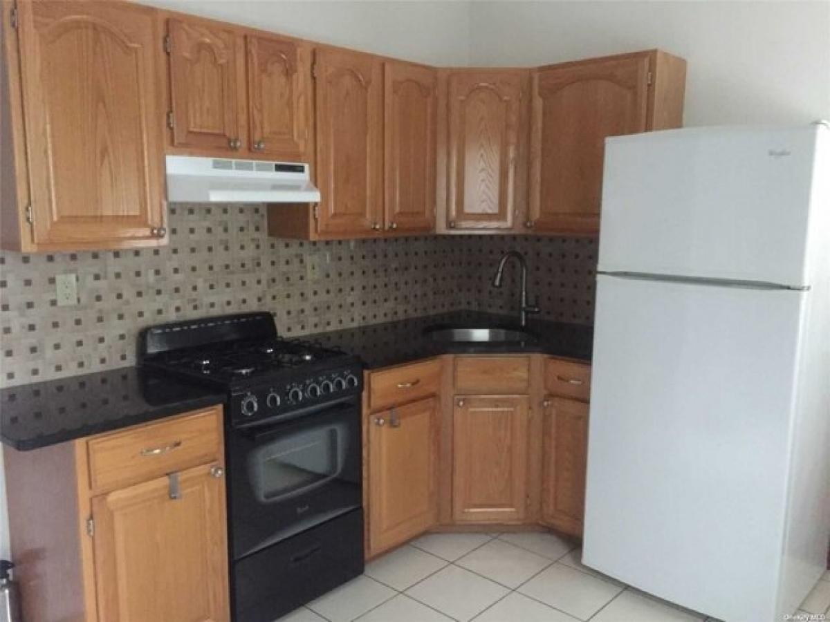 Picture of Apartment For Rent in East Patchogue, New York, United States