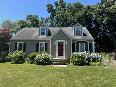 Home For Rent in West Haven, Connecticut