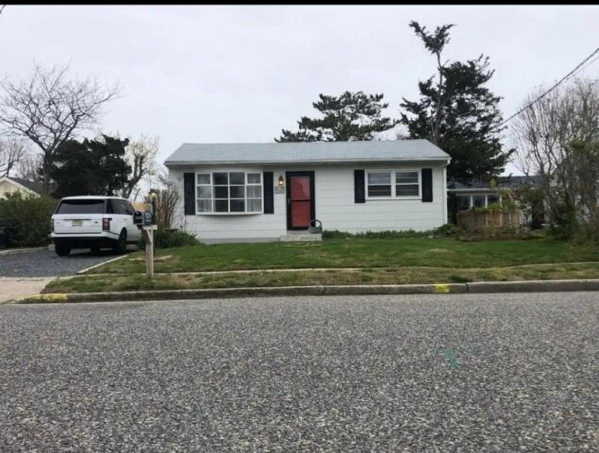 Picture of Home For Sale in North Cape May, New Jersey, United States