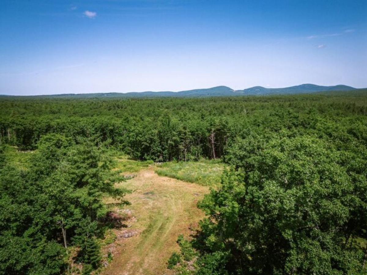 Picture of Residential Land For Sale in Rockland, Maine, United States