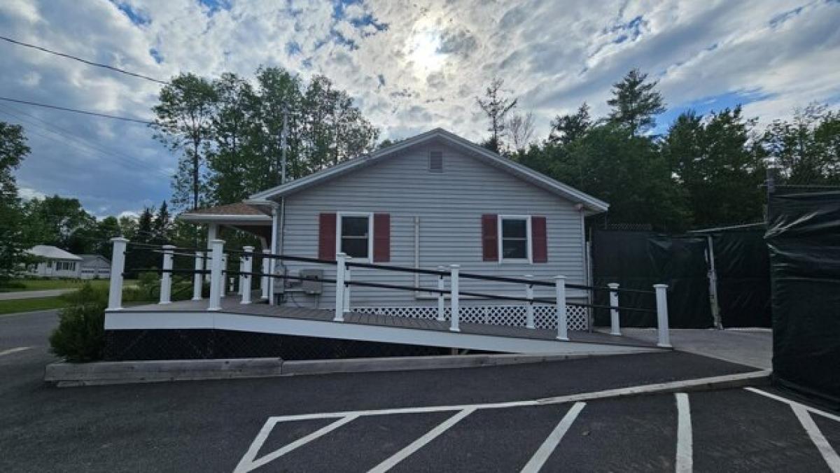 Picture of Home For Sale in Detroit, Maine, United States