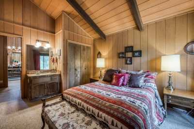 Home For Sale in Shaver Lake, California