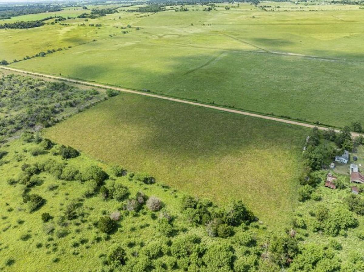 Picture of Residential Land For Sale in Bellville, Texas, United States