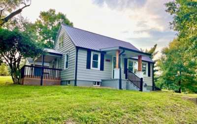 Home For Sale in Jackson, Missouri