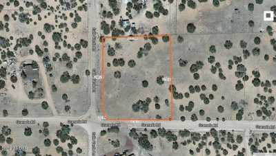 Residential Land For Sale in Seligman, Arizona