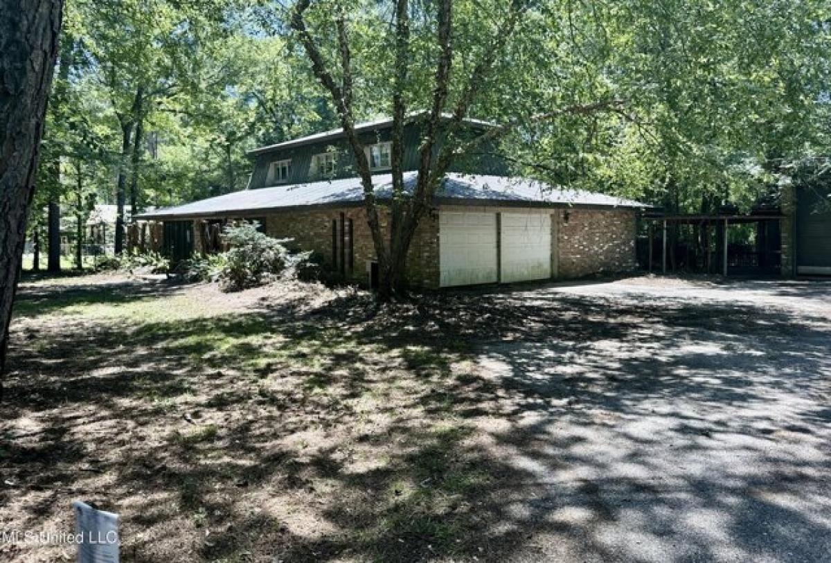 Picture of Home For Sale in Forest, Mississippi, United States