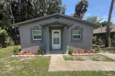 Home For Rent in Palatka, Florida