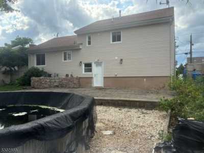 Home For Sale in Linden, New Jersey