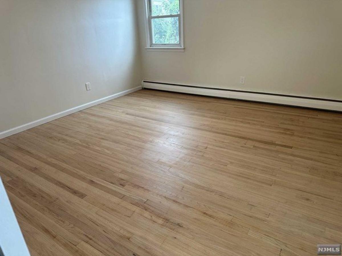 Picture of Home For Rent in North Arlington, New Jersey, United States