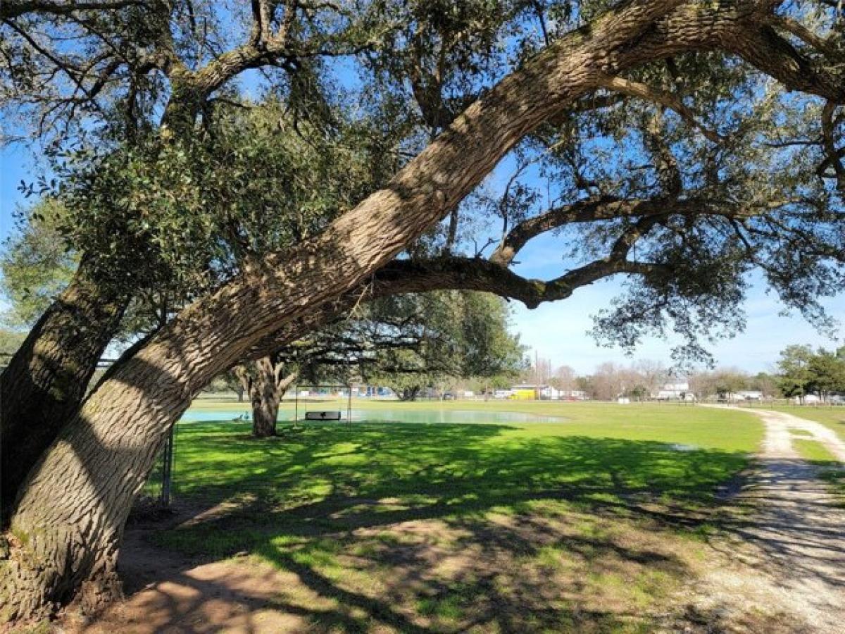 Picture of Residential Land For Sale in Waller, Texas, United States