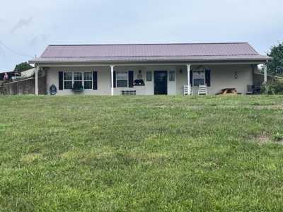 Home For Sale in East Bernstadt, Kentucky