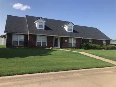 Home For Sale in Perkins, Oklahoma