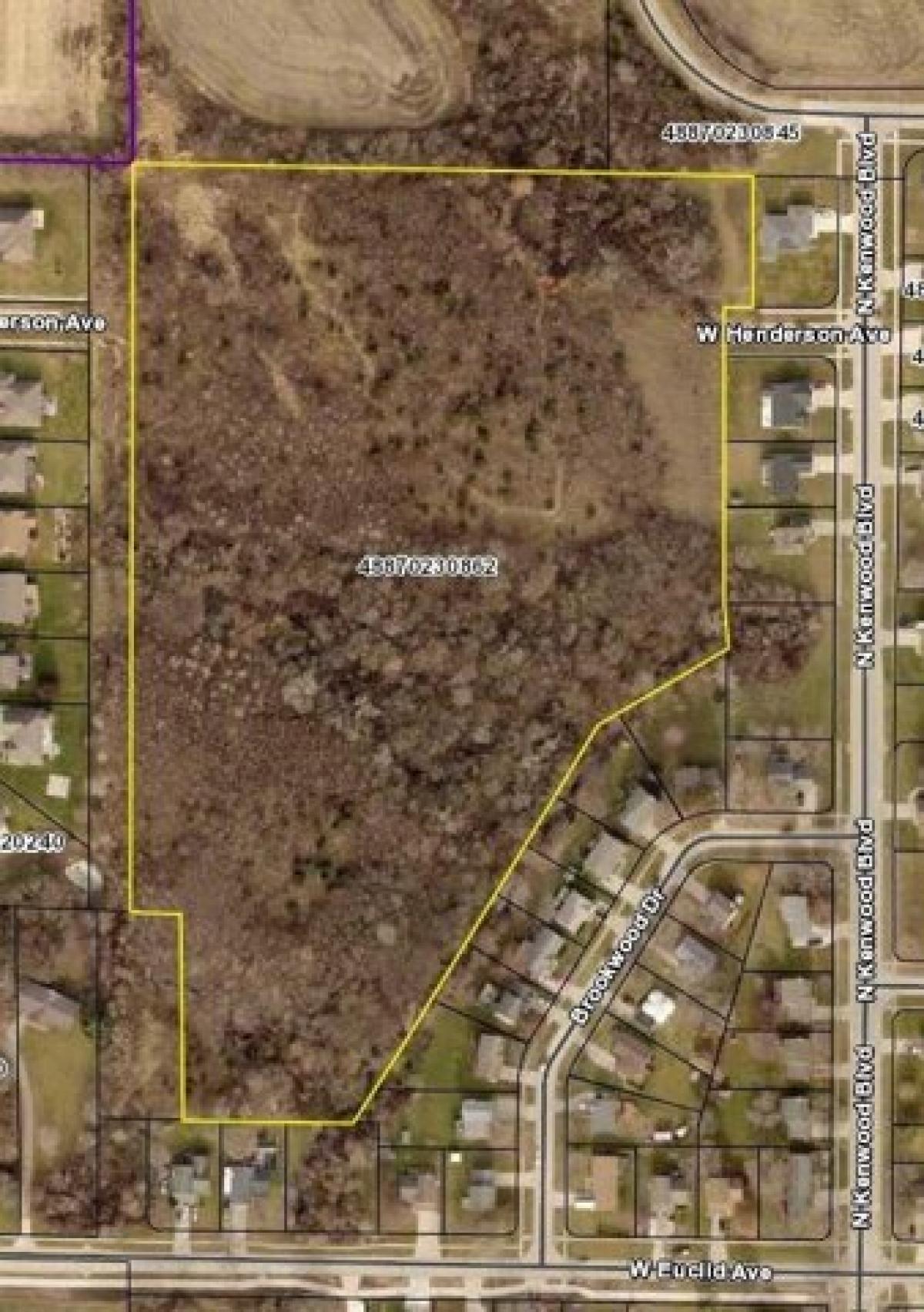 Picture of Residential Land For Sale in Indianola, Iowa, United States