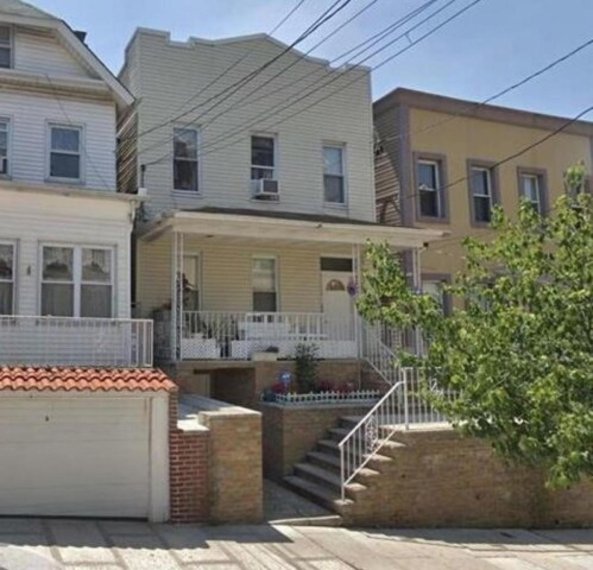 Picture of Home For Rent in Union City, New Jersey, United States