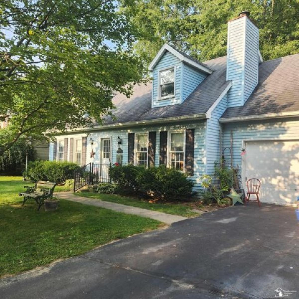 Picture of Home For Sale in Temperance, Michigan, United States