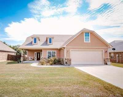 Home For Sale in Durant, Oklahoma